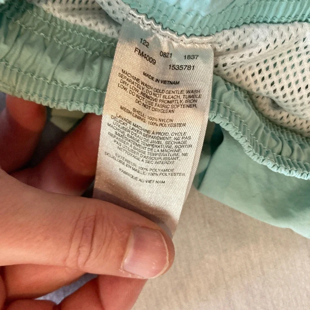 Columbia PFG Backcast III Water Shorts Mens Medium MInt Green FM4009 Omni-Shade